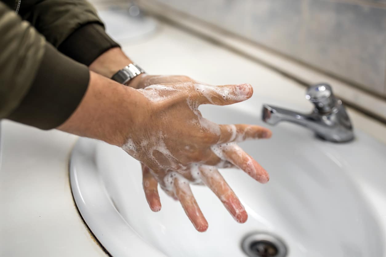 5 Tips to Protect Your Hands From Regular Washing and Cleaning During the COVID-19 Pandemic